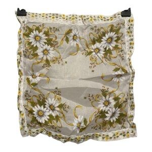 Vintage Daisy Floral Handkerchief with Yellow and White Accents